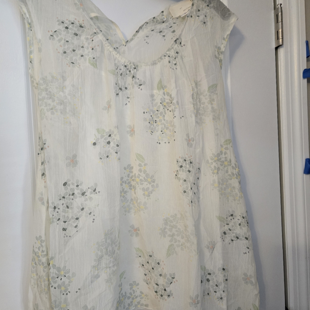 Barney's NY Chic Floral Print Dress in Soft White